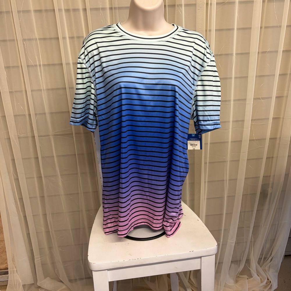 Men’s athletic/swim shirt